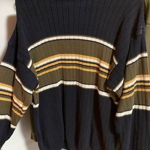 Old knitted crewneck